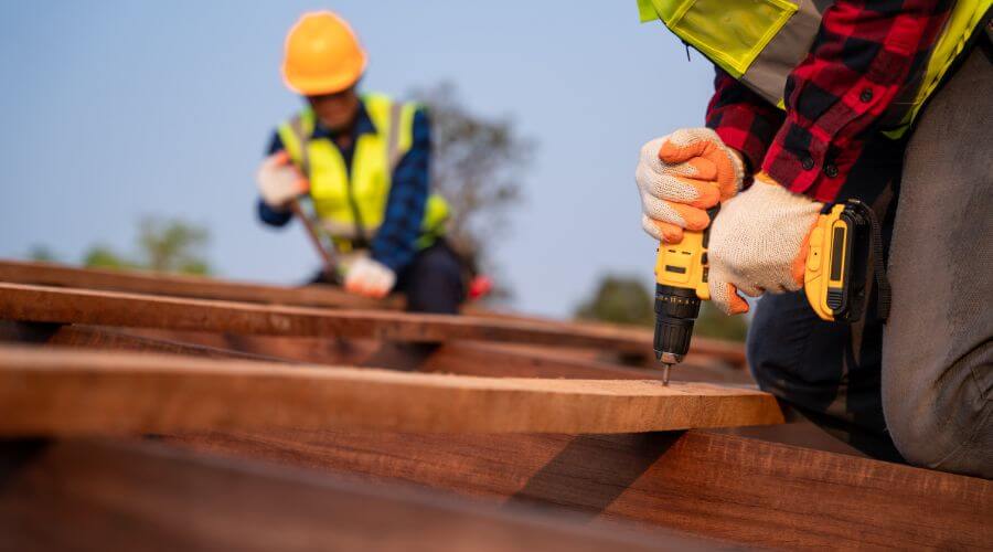 Expert flood damage restoration services in Carrier Mills, IL